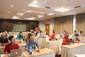 SEKSI PLR BNNP SULTENG BERIKAN PEMBEKALAN PROGRAM PEMULIHAN BERBASIS MSYARAKAT KEPADA TIM RBM