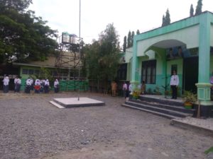 Penyuluhan Bahaya Narkoba Melalui IRUP (Inspektur Upacara) di MAN 1 Palu