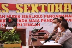 KEPALA BNNP SULTENG HADIRI RAPAT KOORDINASI DALAM RANGKA KESIAPAN PENGAMANAN IDUL FITRI DI MASA PANDEMI COVID-19