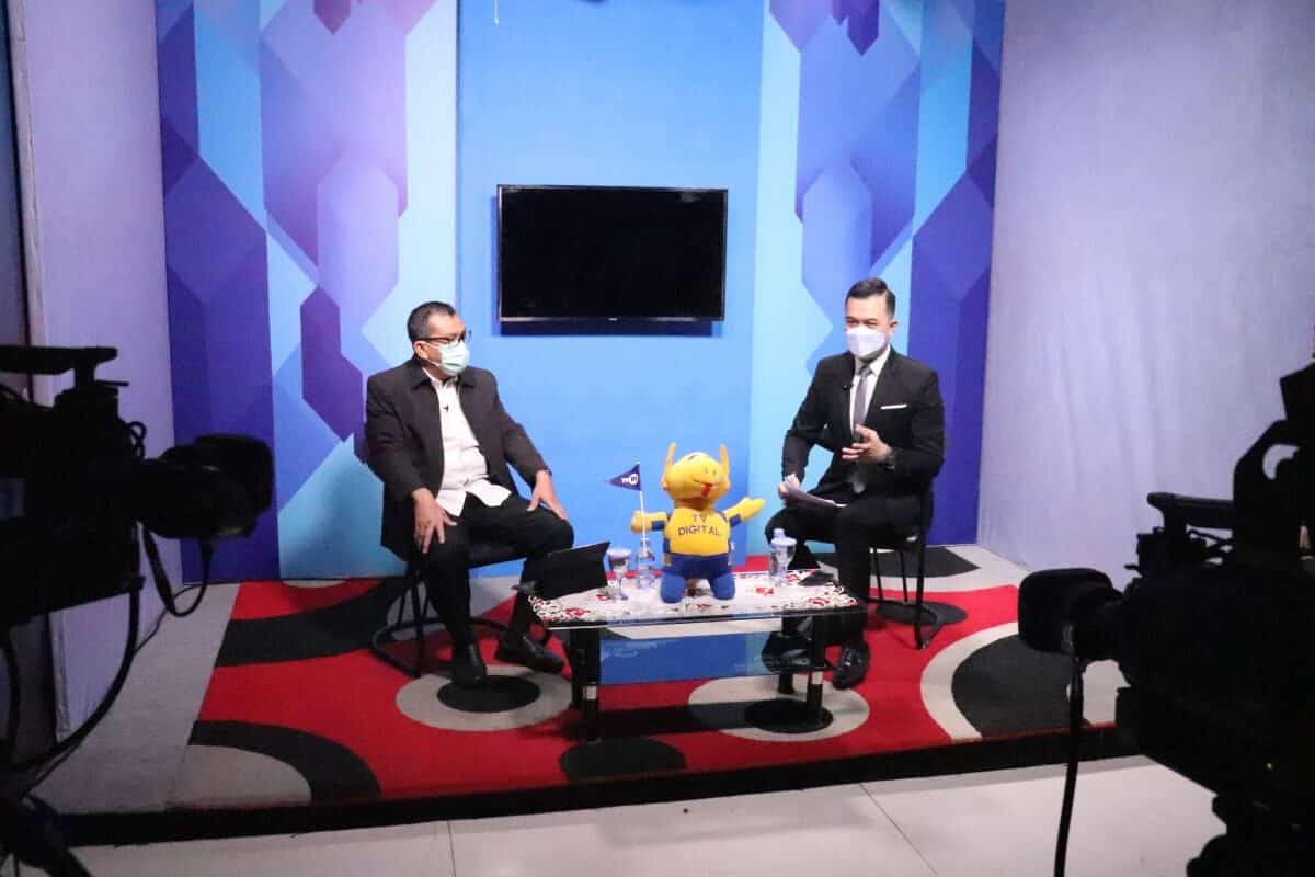 DIALOG INTERAKTIF KEPALA BNNP SULAWESI TENGAH DI TVRI SULTENG DENGAN TEMA "WAR ON DRUGS"