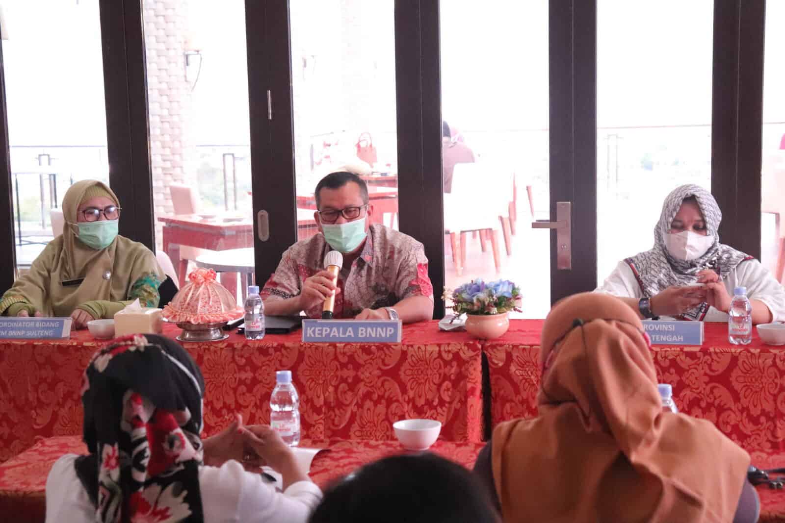 KEPALA BNNP SULTENG MENYATAKAN PENGGUNA NARKOBA YANG MELAPOR DIRI KE BNN UNTUK DI REHABILITASI, TIDAK DI PROSES HUKU KEPALA BNNP SULTENG MENYATAKAN PENGGUNA NARKOBA YANG MELAPOR DIRI KE BNN UNTUK DI REHABILITASI, TIDAK DI PROSES HUKU