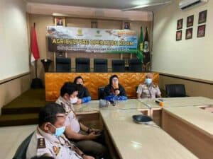 BNNP SULTENG LAKSANAKAN TES URINE DAN SOSIALISASI P4GN DI BALAI KARANTINA PERTANIAN KELAS II PALU