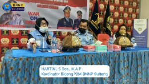 BNNP SULTENG DAN LAPAS KELAS IIA PALU MENGUMANDANGKAN MARS BNN